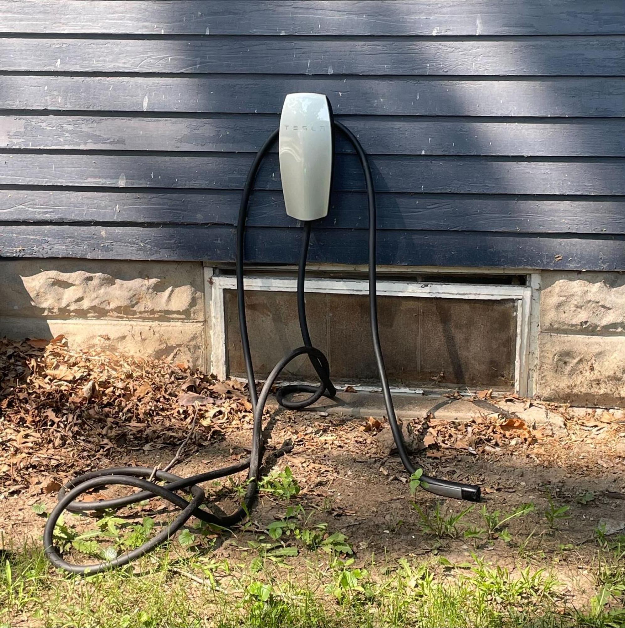 Mrs. Hughes Cottage - 2 Bedroom House W/ Parking Hamilton Εξωτερικό φωτογραφία